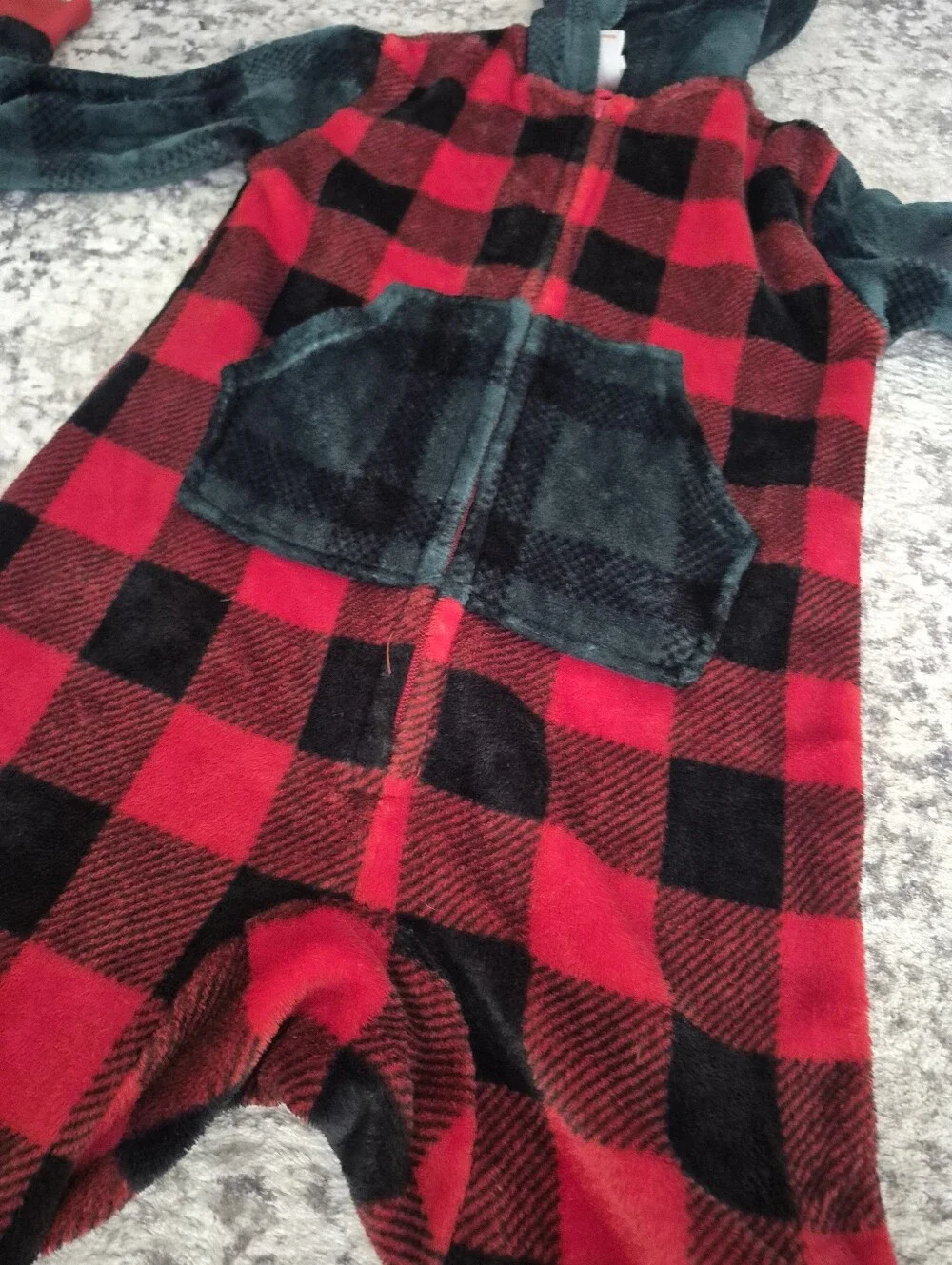 Cat and jack plaid onesie size kids small